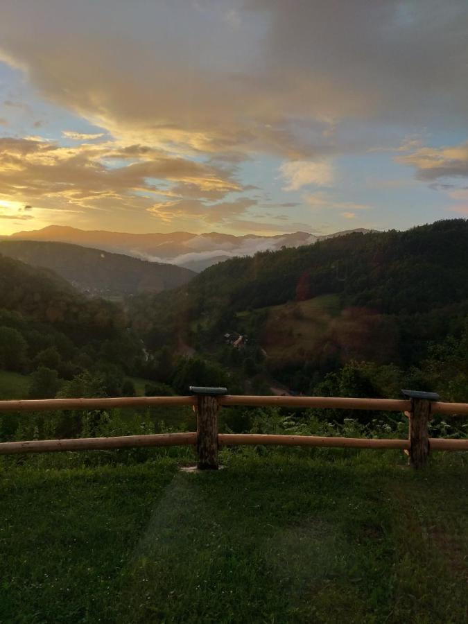 Etno Selo Zuric Villa โมจโคแวก ภายนอก รูปภาพ