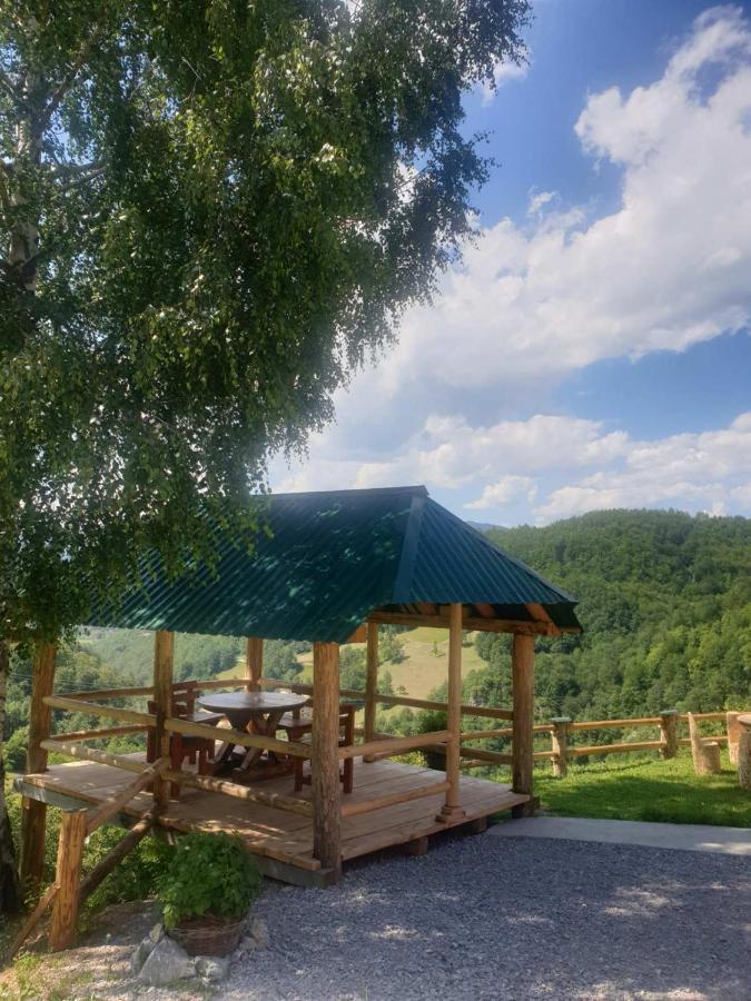 Etno Selo Zuric Villa โมจโคแวก ภายนอก รูปภาพ